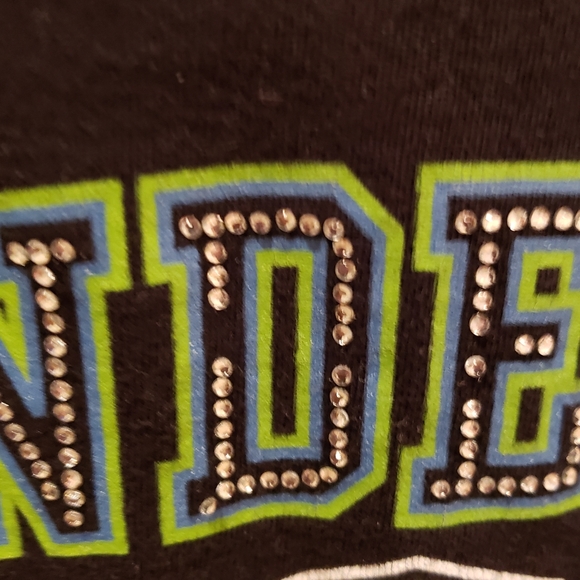 # 17 Montero Seattle Sounders Tshirt bling  logo size Sm G Sports - Picture 5 of 6